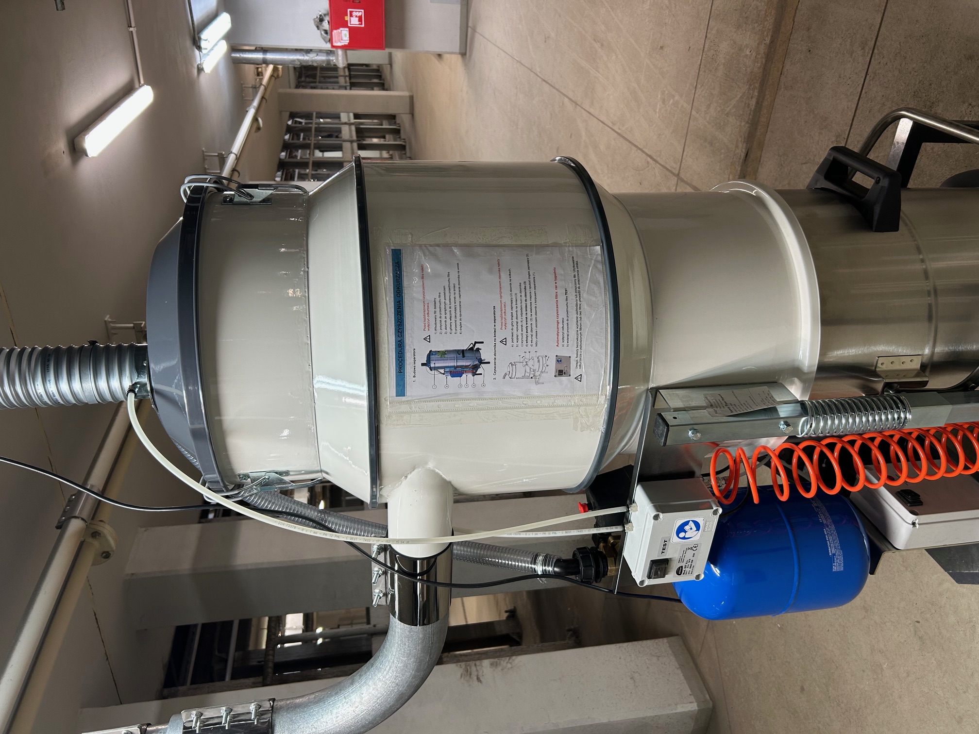 Separator cykloniczny z systemem filtracji HEPA